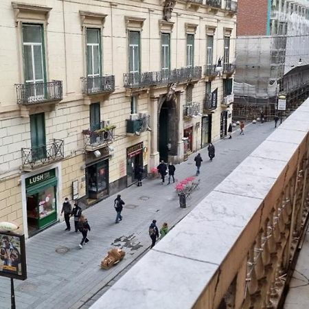 Апартаменты Dimora Donn'Alba Неаполь Экстерьер фото